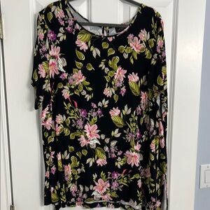 J Jill Wearever - Floral Print Women's Top - Black with Pink and Green Accents